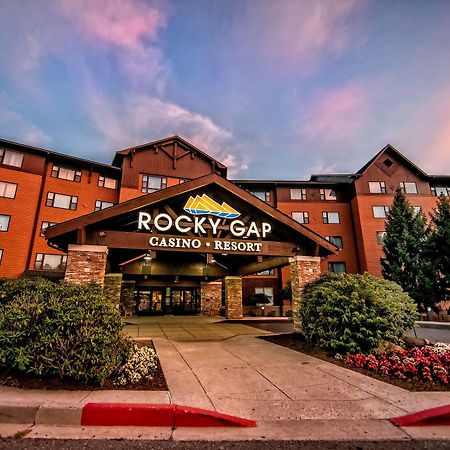 Rocky Gap Casino Resort Flintstone Ngoại thất bức ảnh